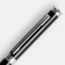 Ручка шариковая Finn Chrome, черная